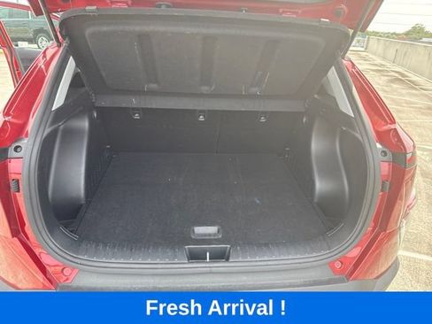 Used 2025 Hyundai Kona SEL FWD image 4