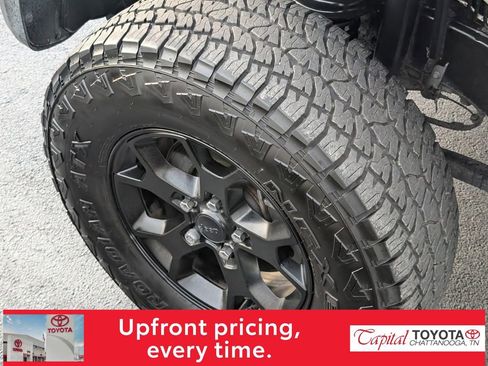 Used 2021 Jeep Wrangler Willys image 9