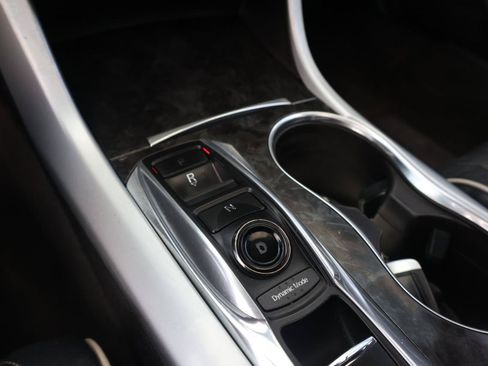 Used 2018 Acura TLX w/ Technology Package FWD image 10
