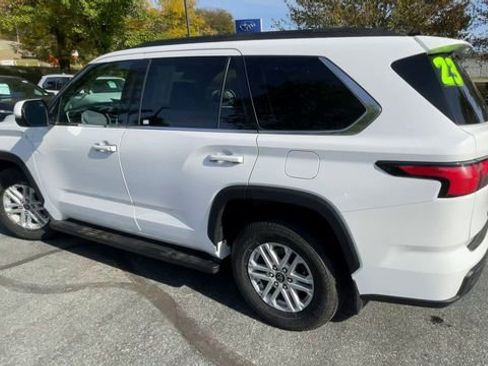 Certified 2023 Toyota Sequoia SR5 w/ SR5 Premium Package image 6