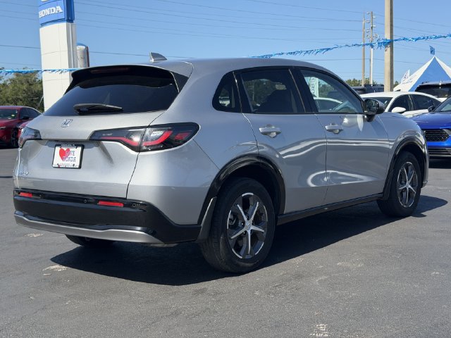 Used 2024 Honda HR-V EX-L image 3