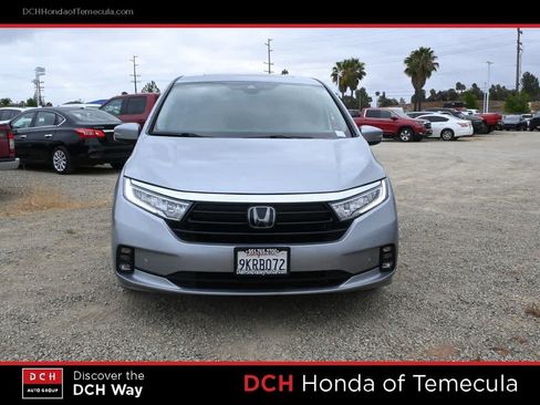 Used 2024 Honda Odyssey Touring image 2