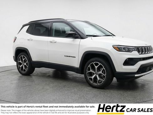 Used 2025 Jeep Compass Limited image 1