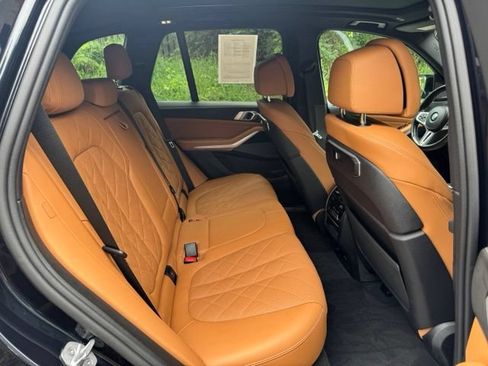 Used 2024 BMW X5 M60i AWD/4WD image 17