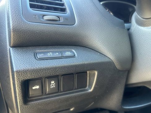 Used 2016 Nissan Altima 2.5 S w/ Power Driver Seat Package image 13