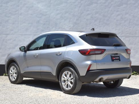Used 2023 Ford Escape Active AWD/4WD image 41