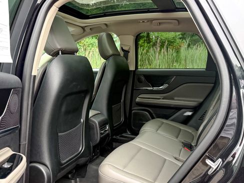 Used 2023 Lincoln Corsair AWD w/ Equipment Group 101A image 19