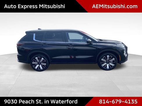 New 2026 Mitsubishi Outlander SE AWD/4WD image 8