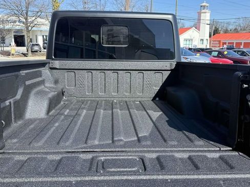 New 2026 Jeep Gladiator Willys image 24