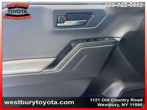Used 2026 Toyota RAV4 XLE Premium AWD/4WD image 20