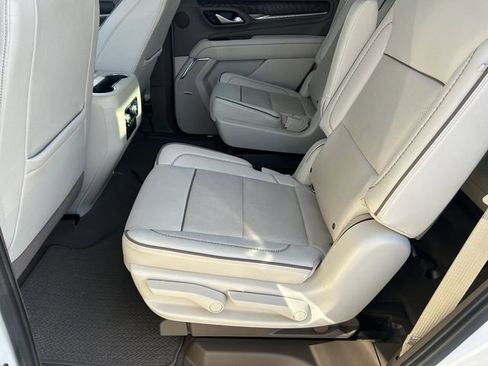 Used 2022 GMC Yukon Denali image 18