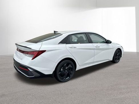 New 2026 Hyundai Elantra SEL Sport image 13