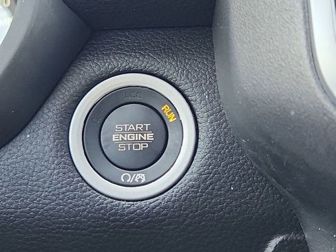 Used 2023 RAM 1500 Big Horn AWD/4WD image 29