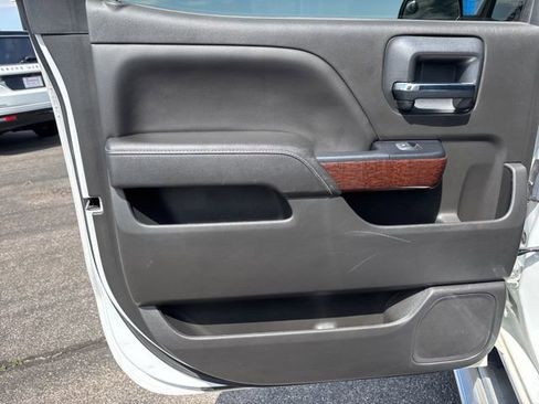 Used 2018 GMC Sierra 1500 SLT image 17