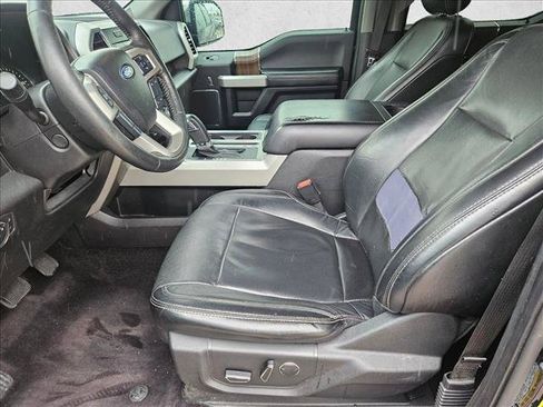 Used 2017 Ford F150 Lariat w/ Equipment Group 502A Luxury RWD image 14