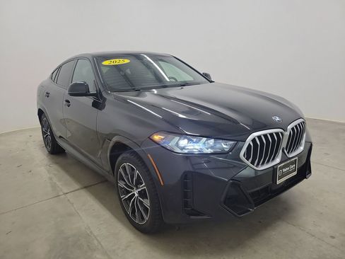 Used 2025 BMW X6 xDrive40i image 4