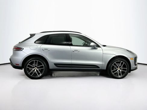 Used 2026 Porsche Macan AWD/4WD image 8