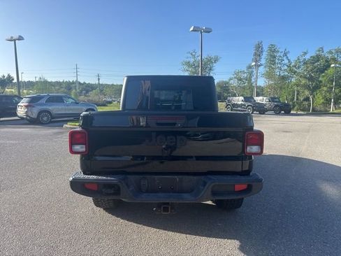 Used 2022 Jeep Gladiator Sport image 4