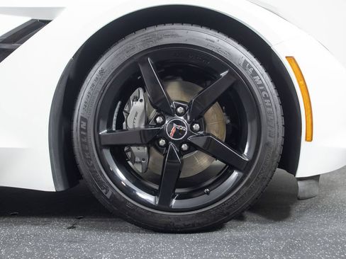 Used 2015 Chevrolet Corvette Stingray Convertible w/ 2LT Preferred Equipment Group RWD image 25