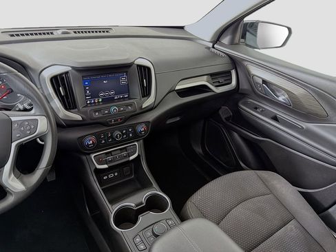 Used 2024 GMC Terrain SLE w/ Driver Convenience Package FWD image 26
