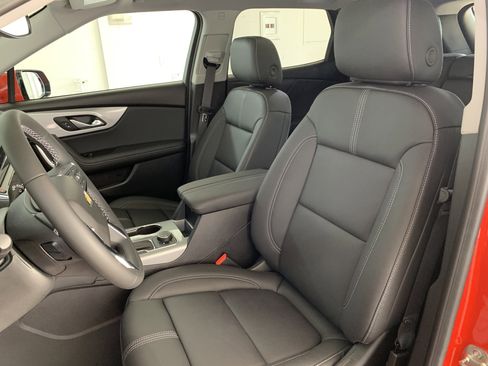 New 2025 Chevrolet Blazer LT image 14