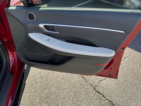 Certified 2025 Hyundai Sonata SEL image 14