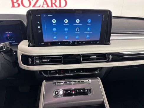 New 2026 Lincoln Aviator 2WD image 11