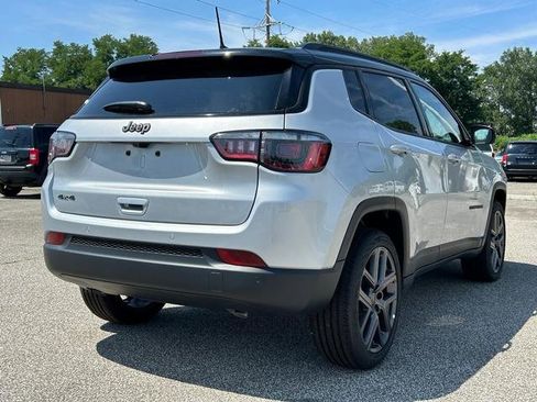 New 2025 Jeep Compass Limited w/ Sun and Sound Group image 3