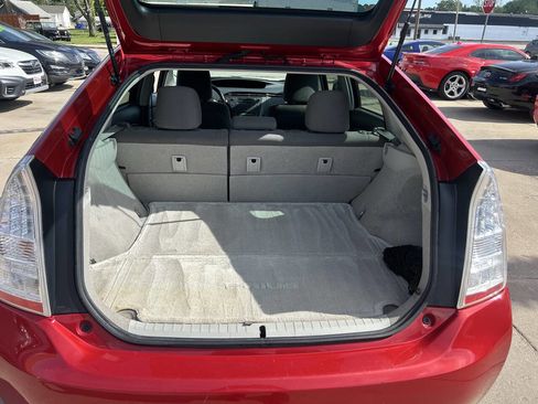 Used 2011 Toyota Prius Two FWD image 19