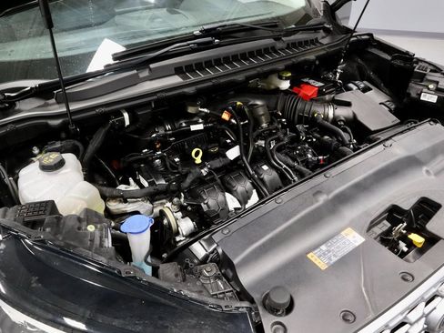 Certified 2023 Ford Edge SE image 18