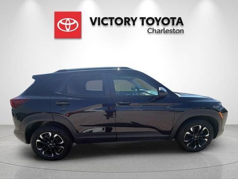 Used 2023 Chevrolet TrailBlazer LT FWD image 6