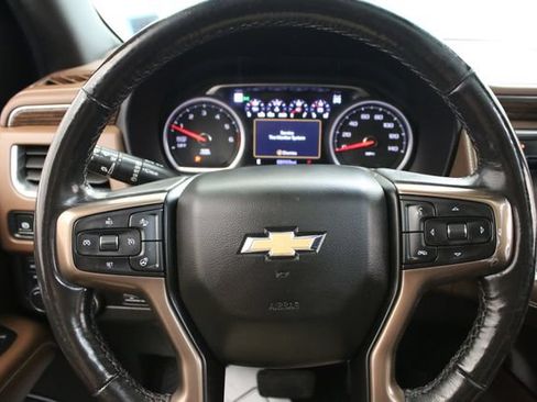 Used 2021 Chevrolet Tahoe High Country w/ Premium Package AWD/4WD image 13