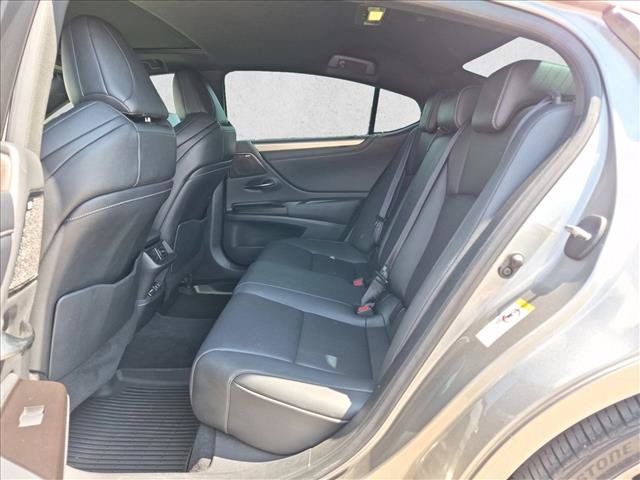 Used 2019 Lexus ES 350 F Sport w/ Accessory Package 2 FWD image 17