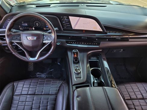 Used 2021 Cadillac Escalade ESV Premium Luxury Platinum w/ Heavy-Duty Trailer Package image 17