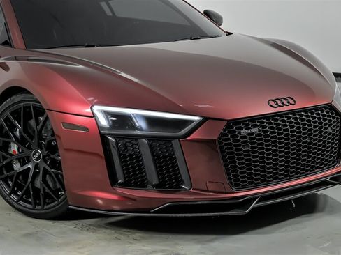Used 2018 Audi R8 V10 plus AWD/4WD image 3
