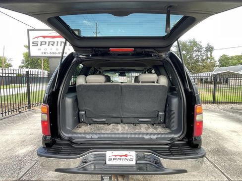Used 2002 Chevrolet Tahoe LT image 16