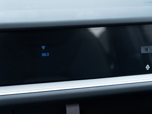 New 2026 Porsche Cayenne image 31