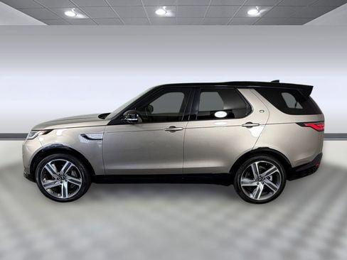 Used 2023 Land Rover Discovery S R-Dynamic AWD/4WD image 2