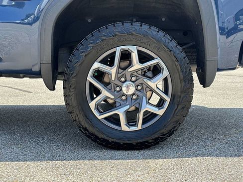 Certified 2023 GMC Sierra 1500 SLT AWD/4WD image 14