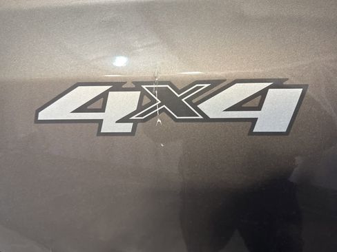 Used 2013 Chevrolet Silverado 1500 LT image 12