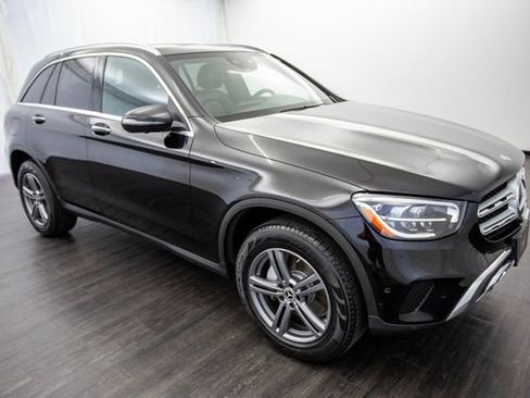 Used 2020 Mercedes-Benz GLC 300 4MATIC w/ Parking Assistance Package image 2