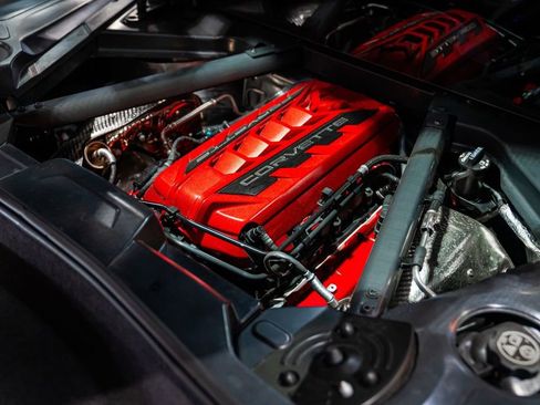 Used 2023 Chevrolet Corvette Stingray w/ Z51 Performance Package image 11