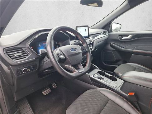 Used 2023 Ford Escape ST-Line image 9