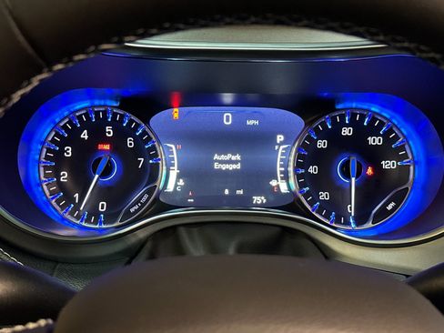 New 2026 Chrysler Pacifica Limited w/ S Appearance Package image 25