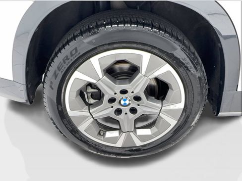 Used 2025 BMW X1 xDrive28i AWD/4WD image 10