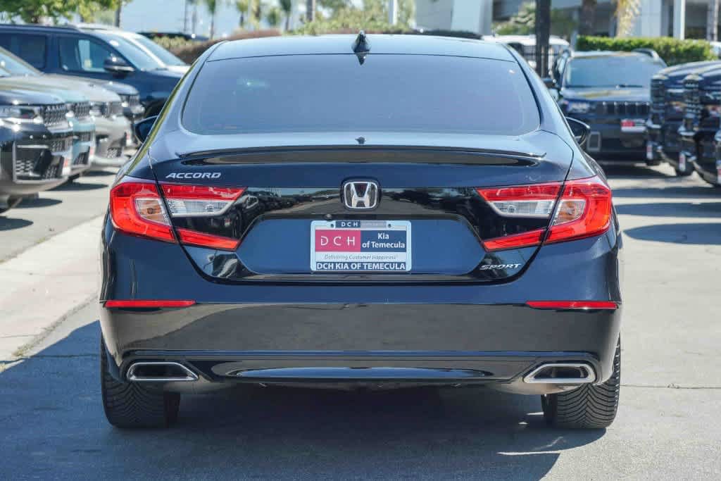 Used 2018 Honda Accord Sport image 5