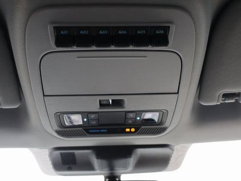 New 2026 Ford F550 4x4 Supercab Super Duty image 36
