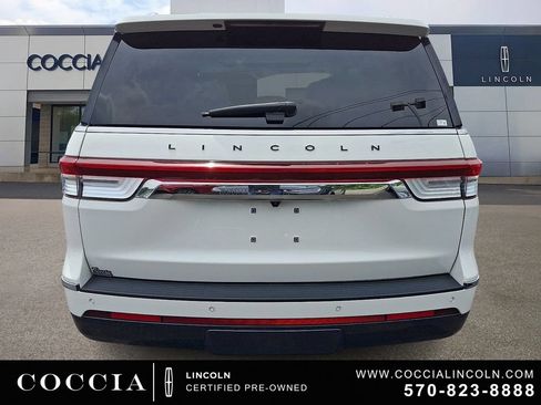 Certified 2022 Lincoln Navigator Black Label AWD/4WD image 5