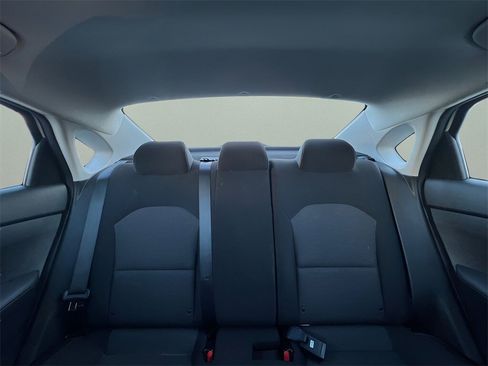Used 2024 Kia Forte LXS image 18