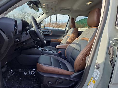 Used 2024 Ford Bronco Sport Outer Banks w/ Tech Package image 17